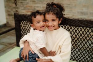 Sivakarthikeyan Instagram - Happy birthday da Thambi ❤️❤️🤗🤗

Thank you for capturing these lovely memories @mommyshotsbyamrita ❤️❤️👍