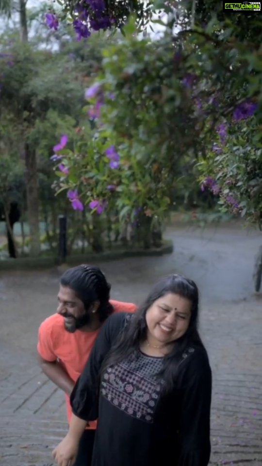 Sneha Sreekumar Instagram - ചീറ്റി പോയ റീലുകൾ ചേർത്തുവച്ചത് 🤣🤣🤣 Fun time from @parakkatnatureresortmunnar #reelinsta #reelsuploded #reelsuploodingtime #reelsinstagram😍 #reelsindia #reelsvíral #reelsvideo❤️ #parakkatnatureresorts #marimayam #chakkappazham