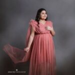 Sneha Sreekumar Instagram - 😍 📷 @bharitha_photography Mua @makeupbyanil Costume @merins__boutique #selflove #comingback #happyday #momlife #mandothari #marimayam