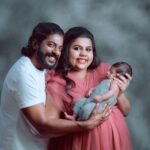 Sneha Sreekumar Instagram - #bharitha_photography book your shoots📲 9496125213 💘 #snehasreekumarfans #sreekumarsneha ##familyphotography #photooftheday #baby #newbornphotography #photoshoot #portrait #instakids #babyboy #familysession #familyportraits #happyfamily👪 #happylife #firstbabyshoot #bharithaphotography #ladyphotographer