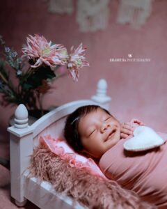 Sneha Sreekumar Instagram - Good Morning with a smile 😍😍😍

📷 @bharitha_photography
#newbornphotography #boy #babyboy #morning #marimayam #mandothari