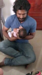 Sneha Sreekumar Instagram - Achan on duty❤️❤️

#babyreveal #happymoments #reelinsta #reelinstagram #reelsuplod #reelsuploodingtime #reelsvideo❤️ #marimayam #mandothari #uthaman #chakkappazham