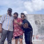 Snehan Instagram - En Birthday ku wish panna ellorukkum romba romba nanri love you lot guys ❤️🥰🤞🏻🌿🌸💐🎂🎼 திற்பரப்பு அருவி குமரி 💦🌿 #snekan #birthday #travel #enjoy #love #care #peace #beatyfull #beach #falls #rain #enjoy #enjoyment #onetimelife