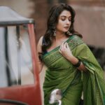 Sonal Monteiro Instagram - 🎞️ Wearing @arulaa_by_rashmianooprao 😄❤️ Photography - @portrait_by_acchu Hair - @amhair_creater009 Location - @destino_the @raamtheja @_karthi_0_7 @sachin_darshan_pare #sonalmonteiro #exclusivephotography #themeparkphotography The Destino 4.0