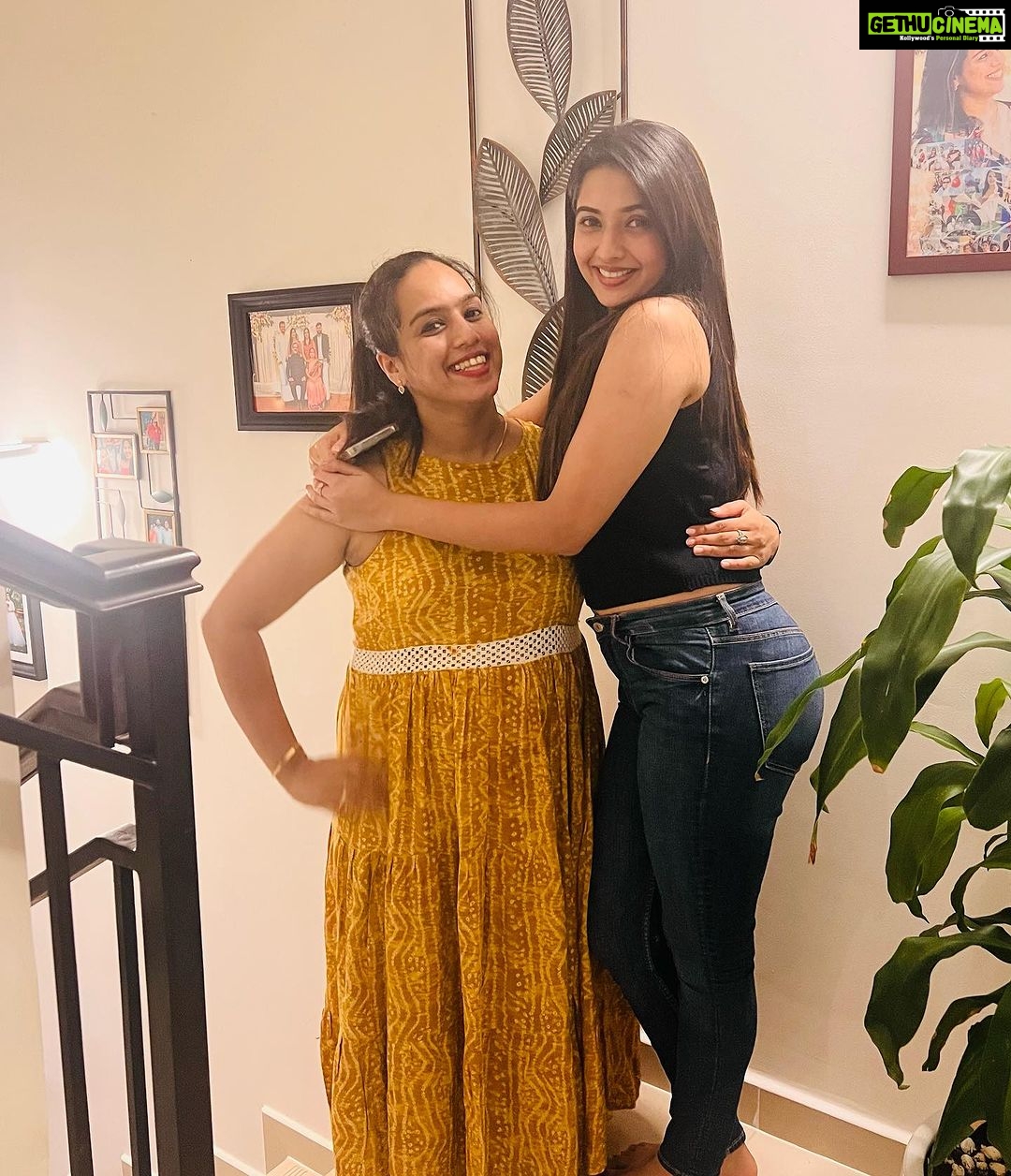 Sonal Monteiro Instagram - Extremely happy when sonal came to see Zion🥰 cousins meet after long time 🫰🏻 cherished every moment with @lita.monteiro.3 aunty , @sonal_monteiro_official @sharonmonteiro1985 @sonali_kamath @mrugesh.poojary @lonewolf_forlife Akoya Oxygen by Damac