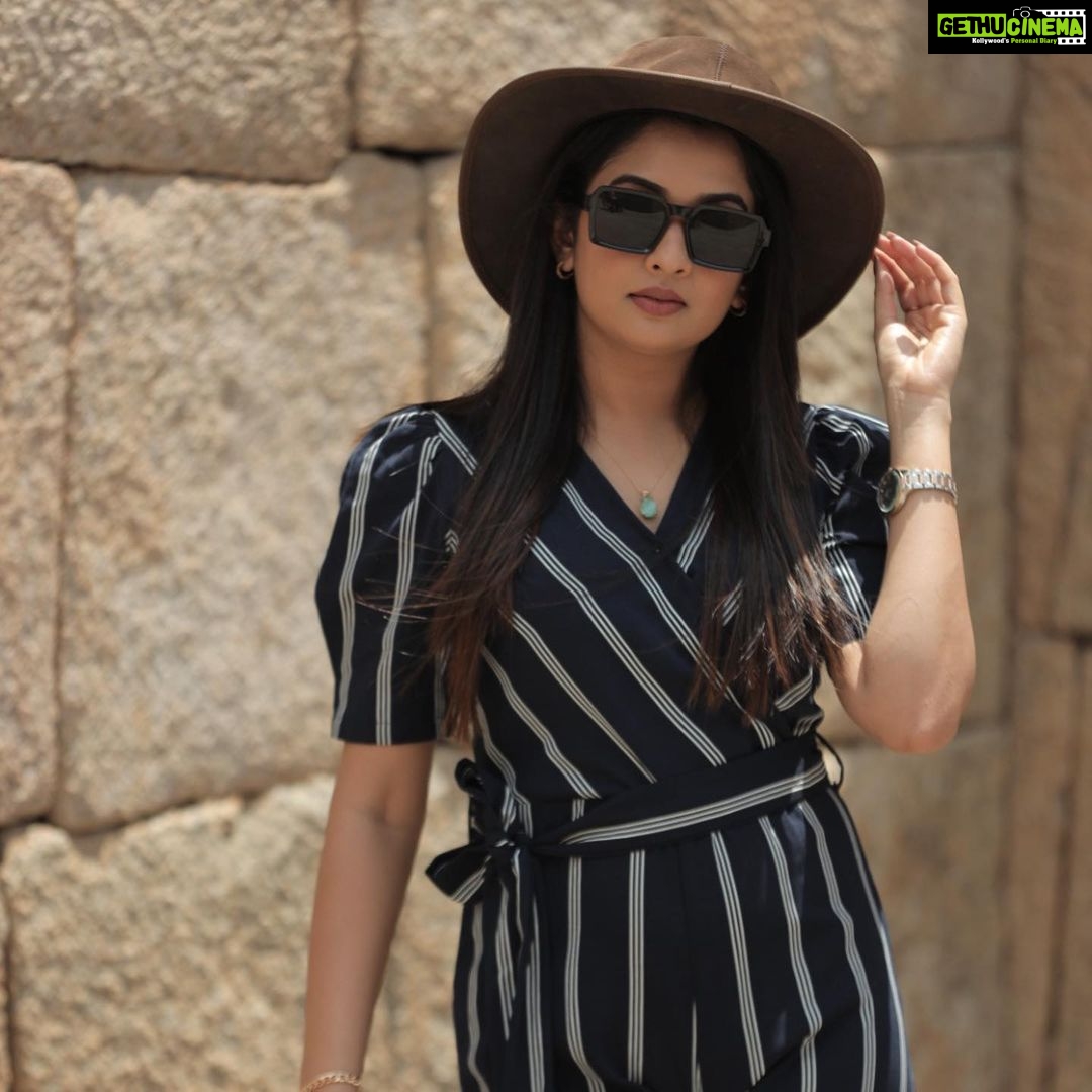 Sonal Monteiro Instagram - Look for the magic in every moment. Photographer- @praveen_skylamp Mua- @ganesh_makeover Hair - @makeover_by_praveen Ast by @_karthi_0_7 #sonalmonteiro #explore #karnataka #chitradurga #chitradurgafort #explorekarnataka Chitradurga Fort