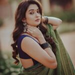 Sonal Monteiro Instagram - 🖤 Wearing @arulaa_by_rashmianooprao 😄❤️ Photography - @acchu_photography_official Edited by @the_eyecapture . Hair - @amhair_creater009 Location - @destino_the @raamtheja @_karthi_0_7 @sachin_darshan_pare #photoshoot #sonalmonteiro #saree #traditional #kannada #kfi #exclusive_shots #exclusivephotography