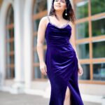 Sonalee Kulkarni Instagram - My kinda #mondayblues and #sunshine 🧿 #sonaleekulkarni #blue #monday Photographer @suraj_sb__ Outfit @rashmi.s_the_rental_boutique
