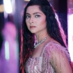 Sonalee Kulkarni Instagram – 🦄 

Styled by @sshorewala 
Outfit by @sanjayrathod1_ 
Photographer @suraj_sb__ 
#sonaleekulkarni #marathimulgi 
#pink #dress #lady #fairytale #love