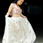 Sonalee Kulkarni Instagram - 🌸 Sunday love 💕 #sonaleekulkarni #saregamalittlechamps Outfit @labelyogitakadam Photographer @sanjaymandre