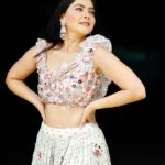 Sonalee Kulkarni Instagram - 🪷 सा रे गा म पा ध नी सा … 🎶 #sonaleekulkarni #whitemagic #yogitakadam #label for #saregamalilchamps Outfit @labelyogitakadam Photographer @sanjaymandre