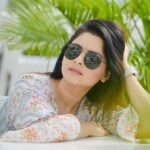 Sonalee Kulkarni Instagram – 👓 

#sonaleekulkarni #mondayblues
