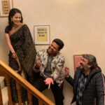 Sonalee Kulkarni Instagram – Trust me it’s the stripes … 🫣

#AnayaPandit #DateBhet #outnow
On @primevideoin #sonaleekulkarni