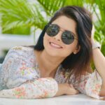 Sonalee Kulkarni Instagram - 👓 #sonaleekulkarni #mondayblues
