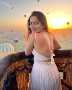 Sonalee Kulkarni Instagram - Bucket list ✔️ and how 🎈

#sonaleekulkarni #cappadocia #birthdaytrip #bucketlist #birthdaypact with @kb_keno #turkey #kapadokya #traveller