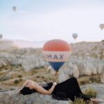 Sonalee Kulkarni Instagram - I could talk about Cappadocia until you’re balloon in the face. Photography by @mervekansuphotographer #sonaleekulkarni #cappadocia #kapadokya #turkey #birthday #birthdaypact #birthdaymonth #traveller #travelphotography Cappadocia / Kapadokya