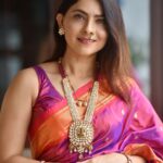 Sonalee Kulkarni Instagram – For गणेशोत्सव 2023 🩷

#sonaleekulkarni #marathimulgi #ganeshotsav #ganeshchaturthi #paithani #nath #majhabappa 
#ganpatibappamorya #bappa 
#photography @saneshashank आपलं पुणे