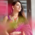 Sonalee Kulkarni Instagram – For गणेशोत्सव 2023 🩷

#sonaleekulkarni #marathimulgi #ganeshotsav #ganeshchaturthi #paithani #nath #majhabappa 
#ganpatibappamorya #bappa 
#photography @saneshashank आपलं पुणे