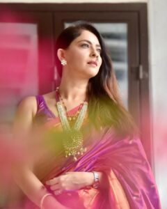Sonalee Kulkarni Instagram - For गणेशोत्सव 2023 🩷

#sonaleekulkarni #marathimulgi #ganeshotsav #ganeshchaturthi #paithani #nath #majhabappa 
#ganpatibappamorya #bappa 
#photography @saneshashank