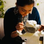 Sonalee Kulkarni Instagram – यंदा गणेशोत्सव खूप भावनिक आहे आणि 
यंदा ची मूर्ती खूप खास आहे … 
का आणि कोणती …? 
ते पाहण्यासाठी नक्की SUBSCRIBE 
करा माझ्या YOU TUBE चैनल ला. 
LINK IN BIO. 

#sonaleekulkarni @youtube @youtubeindia #youtube 

Filming, Production skills & Editing : @akhilkulkarni_gg 
@manoj___halande 
Managed by @aanurag3 @_its_just_shital_