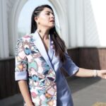 Sonalee Kulkarni Instagram – श्रावणाचं ऊन 🩵💙🤍

Styled by @sshorewala 
Blazer by @ravneetkaurunzan 
Photographer @suraj_sb__ 
#sonaleekulkarni #marathimulgi 
#pants #pantsuit #blue #blazer
