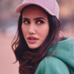 Sonnalli Seygall Instagram – #ｓｕｎｄａｙｍｏｏｄ ☀️ 

Sunday mood is lazy today- so lazy, that I couldn’t come up with a caption 🥱💁‍♀️

📸: @dieppj