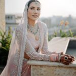 Sonnalli Seygall Instagram - Grateful | Blessed | Abbundant 🪷 ———————-———————-———————— Photograph: @the_wedding_files Outfit: @manishmalhotra05 @manishmalhotravows Jewellery: @anmoljewellers Styled by: @trishadjani Muh: @saniya.advani @pinky_viswakarma Draping: @kalpana__shah @brindashah_love Mehendi: @veenanagda