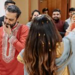 Sonnalli Seygall Instagram - Mehendi ni mehendi 💃🏻🥹 Wedding Planners : @jashnsquad & @tailormadeexperiences . Photography : @the_wedding_files . PR managed by : @focuspr @one__communication . Venue : @hoteljewelofchembur . Outfit: @abhinavmishra_ . Earrings and maatha patti: @koharbykanika . Juttis: @juttichoo . Styled by: @trishadjani . Make up : @saniya.advani . Hairtsylist : @pinky_viswakarma . Gifting Partner : @zealofoods . Mehendi artist : @veenanagda