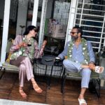 Sonnalli Seygall Instagram - Same routine, different emotion. Marriage day 1- Coffee + Varmaalas ☕️❤️🧿
