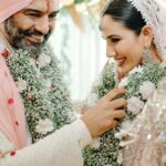 Sonnalli Seygall Instagram - 1 month 🙏❤️ 🧿 07/06/23 ♾️ S&A