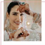 Sonnalli Seygall Instagram - 𝐑𝐚𝐀𝐛𝐭𝐚 𝐁𝐫𝐢𝐝𝐞 𝐑𝐚𝐀𝐛𝐭𝐚 𝐏𝐫𝐢𝐝𝐞 𝐒𝐨𝐧𝐧𝐚𝐥𝐥𝐢 𝐒𝐞𝐲𝐠𝐚𝐥𝐥 ✨ Wearing Custom made Kaleeras & Pastel Pink Chooras from House of RaAbta for her Big day. Bride @sonnalliseygall Shot by @the_wedding_files MUA @saniya.advani Couture @manishmalhotra05 Bridal Accessories @raabtabyrahul Styled By @trishadjani Heena @veenanagda Event planners @tailormadeexperiences & @jashnsquad #raabtabyrahul #kaleeras #choora #sonnalliseygall #manishmalhotraworld #weddingaccessories #bridalassessories #custommade #raabtabride Happily Married