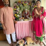Sonnalli Seygall Instagram - Vakratunday Mahakaya 🙏 May Lord Ganesha remove all obstacles in your path of abundance ❤️ Jai Shree Ganesh #ganpatibappamorya 🧿