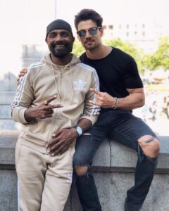 Sooraj Pancholi Instagram - Happy birthday sir! @remodsouza 💯❤️🙌🏽