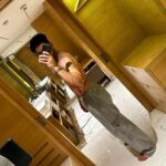 Sooraj Pancholi Instagram - Sculpt mode on! ⛏️