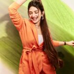 Sreeleela Instagram - EMBRACE YOUR INNER ORANGE 🧡 . . . . . Styled by - @ashwin_ash1 & @hassankhan_3 Style team - @stylebyannapurna @avinash_kajjam @ahmedxmirza Outfit- @thefigureoutofficial Jewelry- @lovisajewellery Shot by - @arifminhaz Makeup by- @Deepikakarnanimakeovers Hair by- @tejisinghofficial