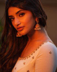 Sreeleela Instagram - Feeling the hour 🧡
.
.
.
.
.
.
.
.
📸- @stories_of_cnu 
👗- @kanakadharadesigns
💄 - @makeupbyharika 
Hair - @koduruamarnath