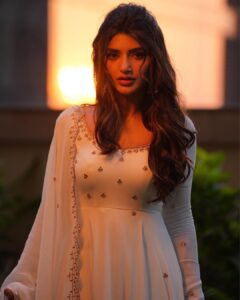 Sreeleela Instagram - Feeling the hour 🧡
.
.
.
.
.
.
.
.
📸- @stories_of_cnu 
👗- @kanakadharadesigns
💄 - @makeupbyharika 
Hair - @koduruamarnath