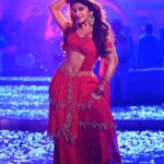 Sreeleela Instagram - Always. I mean always dance like no one’s watching ✨👀 #Gandarabai #Skanda Your GANDARABAI 🥰🤟🏻 The two blank slides are for you to see tomorrow :p
