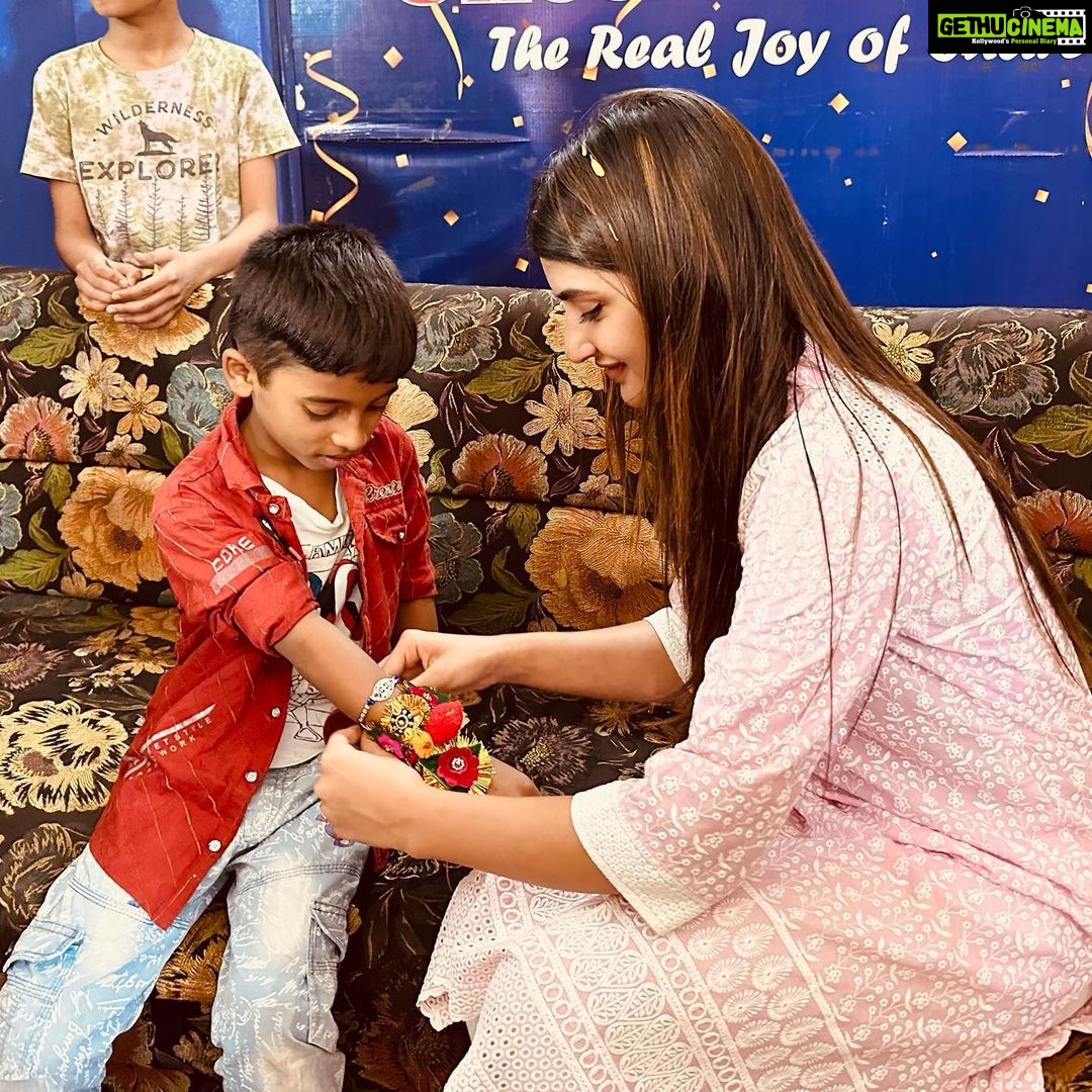 Sreeleela Instagram - Embraced the joy of Rakshabandhan with my adorable little gundus! Every moment spent with them fills my heart with immense joy and laughter. Grateful for being welcomed into their loving family 💕 My Cheers Family 🏡💗 #HEREFORYOU