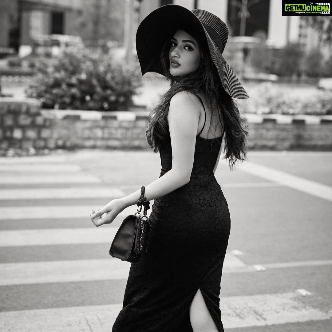 Sreeleela Instagram - Come take a walk with me 🕶️👠. . . . . . . . . Makeup- @Deepikakarnanimakeovers Hair- @koduruamarnath Shot by - @arifminhaz Styled by- @ashwin_ash1 & @hassankhan_3