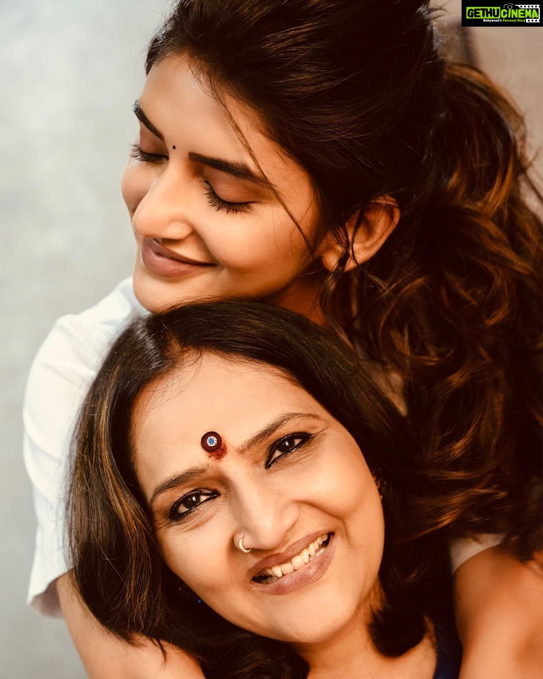 Sreeleela Instagram - My superwoman wears a cape, a cape of commitment, dedication and hard work! My constant inspiration and companion through my medical journey. Happy Doctor’s Day to all our white coat heroes! Your service and contribution to the society is incalculable. #HEREFORYOU