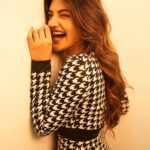 Sreeleela Instagram - 1-Pose 2-Pose 3- Pose 4- Look & 5- Leela’s pose 🙈