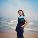 Sreethu Krishnan Instagram - Throwback 💙♥️🌊✨… 📸 @shriswetha_mahalakshmi 🤠