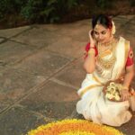 Sreethu Krishnan Instagram – #onam 🌸🌼🌺✨

@tarangini_mua 
@viji_makeover 
@marinasboutique_ 
@ms_design_official 
@jewellerypatches 
@zerogravityphotographykerala 

#sreethukrishnan #onam #happiness
