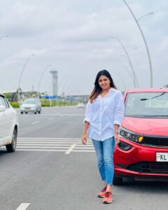 Sreevidya Nair Instagram - Touch down in Bangalore and off to Mysore ✌️ 

📷 @sreekanthmkv