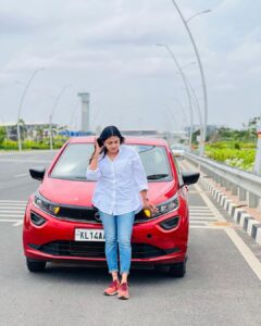 Sreevidya Nair Instagram - Touch down in Bangalore and off to Mysore ✌️ 

📷 @sreekanthmkv