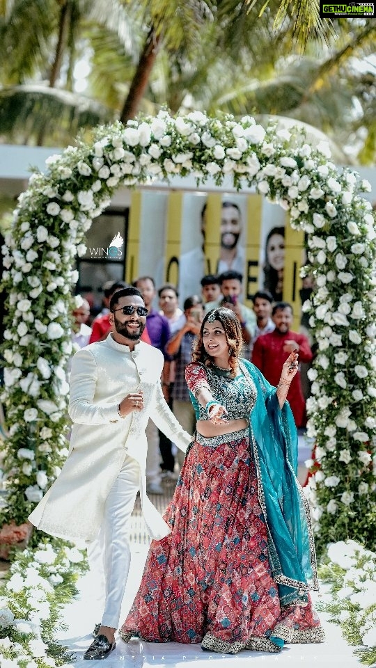 Sreevidya Nair - 73K Likes - ഇവനെ ഞാൻ ഇങ്ങ് എടുക്കുവാ 🤓
Took him completely 😙
❤💍❤
📸@wingsman__munavarali
@rahul_ramchandrann @sreevidya__mullachery
#sreevidyamullachery
#engagement #photography
#reelsinstagram #reelsvideo #reelsinstagram