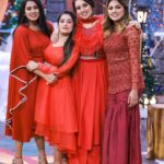 Sreevidya Nair Instagram - Merry Christmas from us ✌🏻 📷 @3leaf_photography 👗 @jazaashdesignstudio 💄 @arun_uthradam