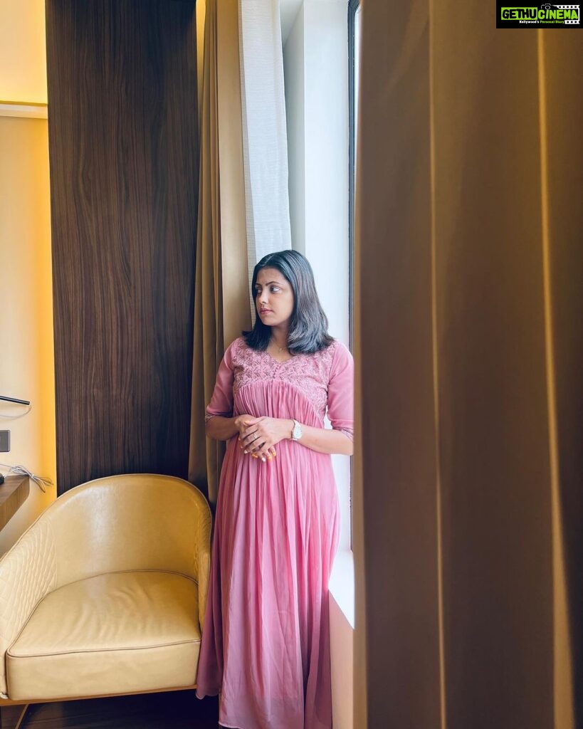 Sreevidya Nair Instagram - “Remember that happiness is a way of travel – not a destination “ 👗 @nstyleddesigner Dimora Kozhikode