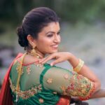 Sridevi Ashok Instagram - Very Good Morning… Have a nice week ahead. Half saree : @tweety_threads Make up - @jiyamakeupartistry Hairstyle- @mani_stylist_ Photography - @rootzstudios Location- @sppgardens #photoshoot #srideviashok #fashionlover #fashionphotography #lifestyleblogger #newclothing